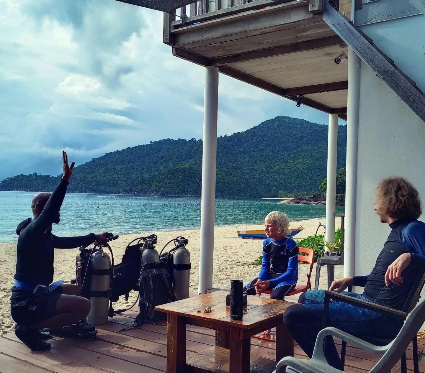 Tiongman Scubadive & Lodge Kampong Juara Exterior photo