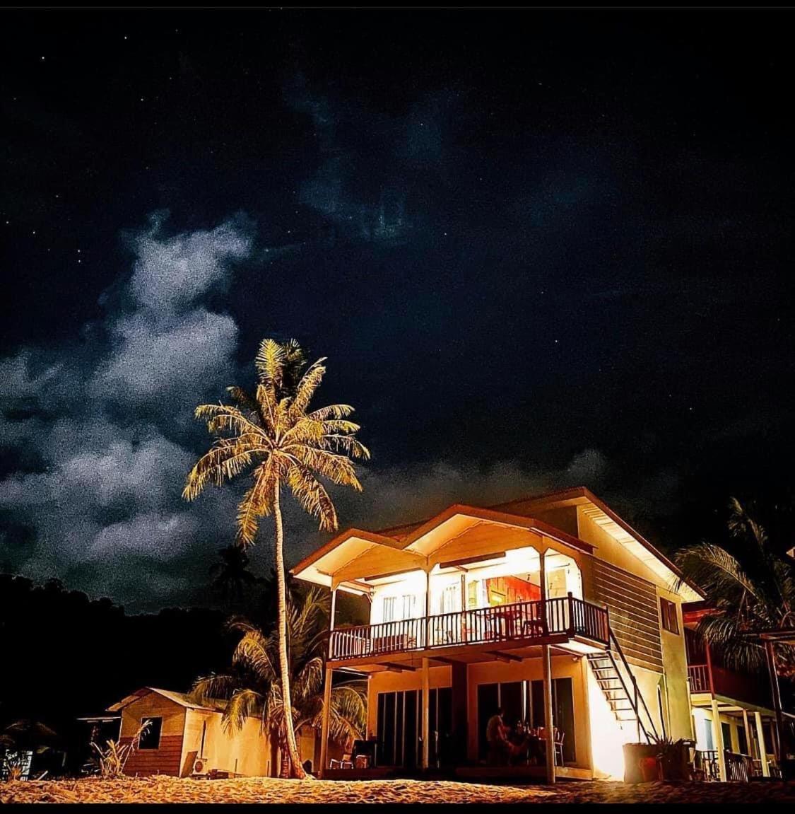 Tiongman Scubadive & Lodge Kampong Juara Exterior photo